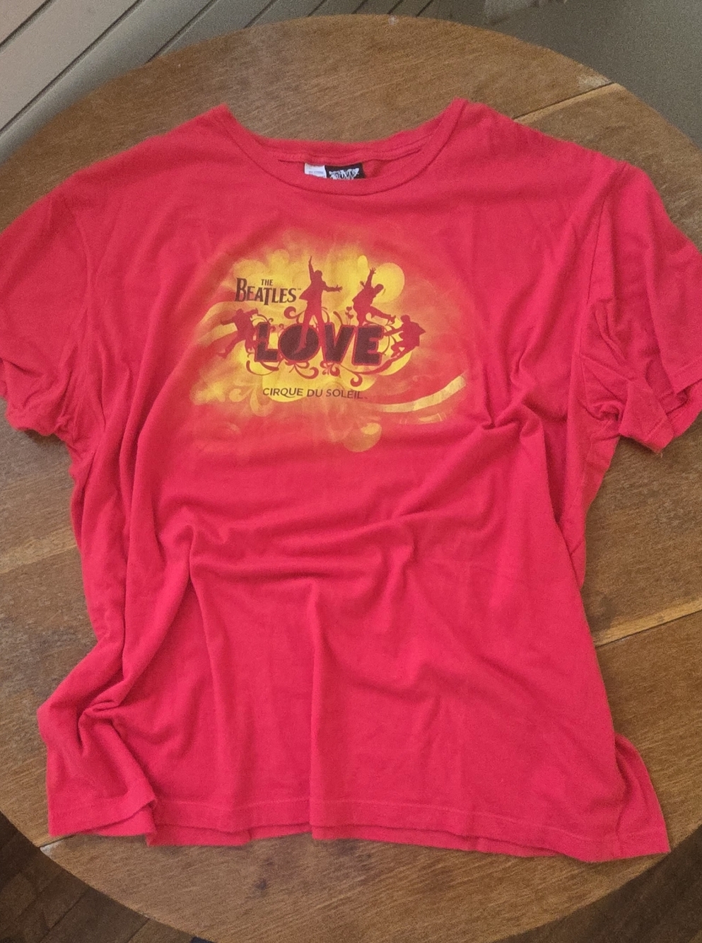 Beatles 'LOVE' Red Graphic Souvenir T-Shirt